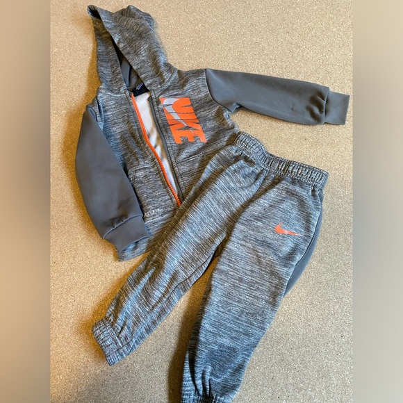 Size 18 month Nike dri fit set - Picture 1 of 6